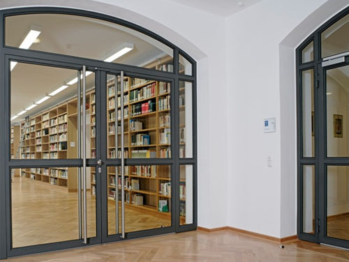 Fireproof glass doors